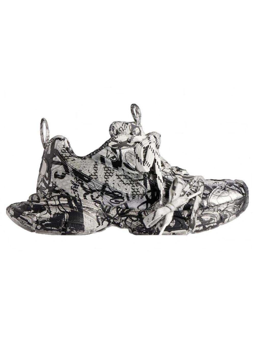 Balenciaga 3XL Extreme Sneakers(PLEASE REQUEST YOUR SIZE BEFORE PURCHASING)